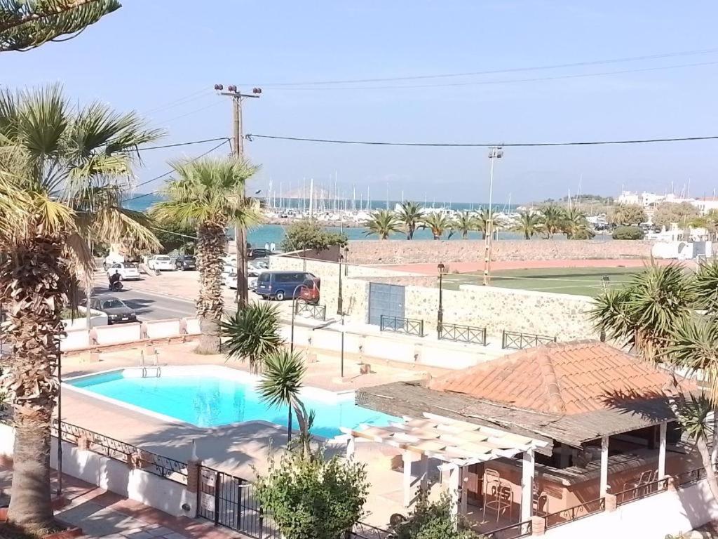 Miranta Hotel - Apartments & Studios Aegina ภายนอก รูปภาพ