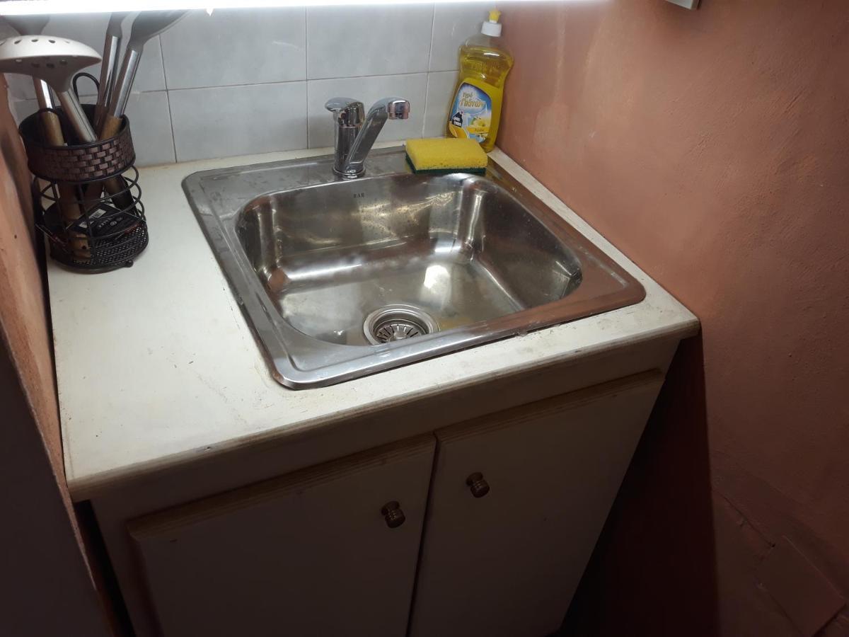 Miranta Hotel - Apartments & Studios Aegina ภายนอก รูปภาพ